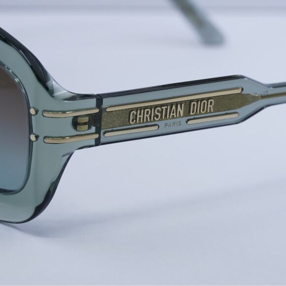 New! Dior Sunglasses DiorSignature M1U 55F2, Authentic - Picture 5 of 13